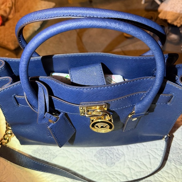 Michael Kors Blue Leather Satchel with Lock and Key 6736968 - Picture 3 of 12
